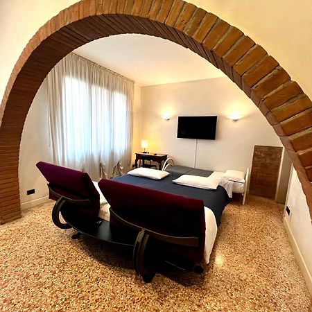 Locazione Turistica Joyful Padova Hotel Exterior photo