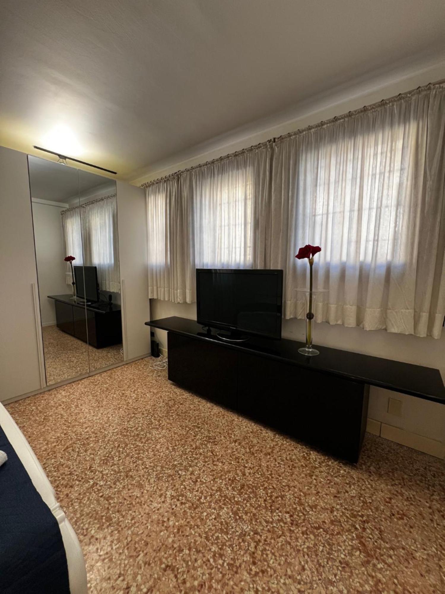Locazione Turistica Joyful Padova Hotel Exterior photo